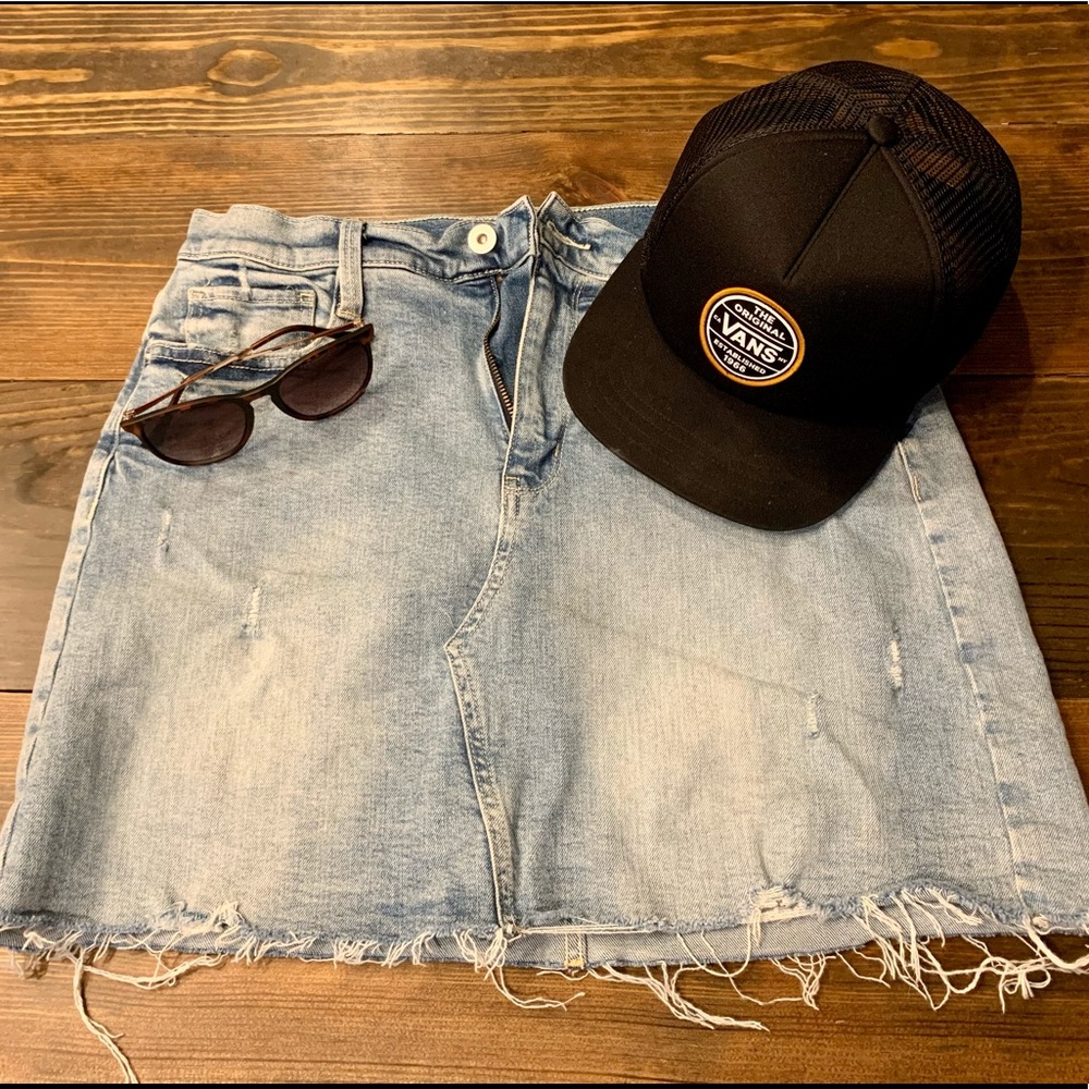 Women’s Arizona Jean Co. Light Wash Jean Skirt size juniors 9